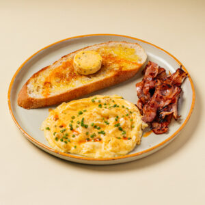 scrambled egg rose with caramelized bacon